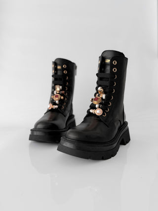 VENEZIA 104 – Stivaletto in pelle Nero con Accessori