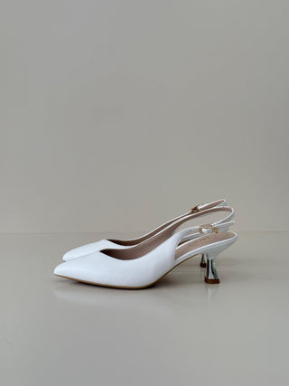 Sandie 09 Nappa White