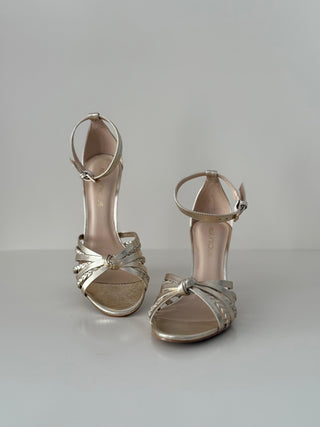Yasmin Oro Light MUNIQ171 2562