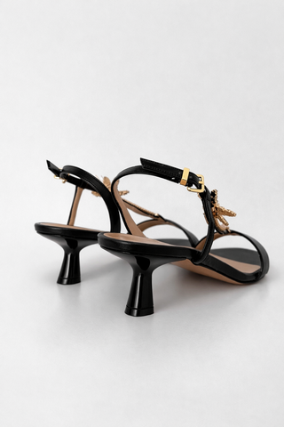 Sandalo Albano con Stella gioiello in soft Nero